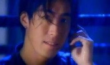 歌手爆料最新歌曲视频下载,最新歌曲视频幕后制作，精彩瞬间抢先看！